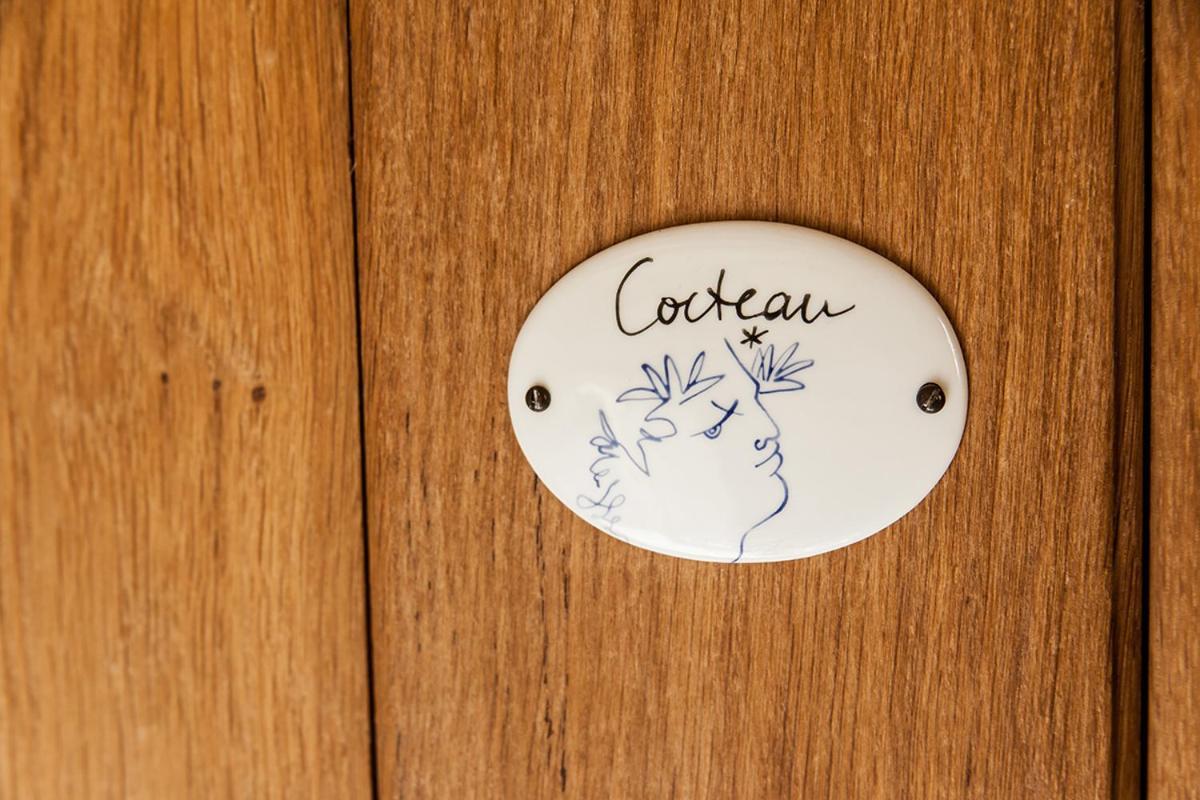 Manoir Sainte Victoire Bed & Breakfast *
